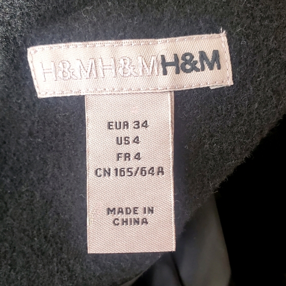 H&M Pleaded Wool Skirt , Size 4 - Picture 4 of 7